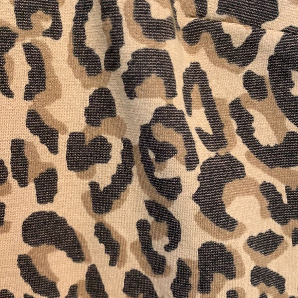 CAbi Signature Leopard Jacket- Size S - Picture 2 of 8